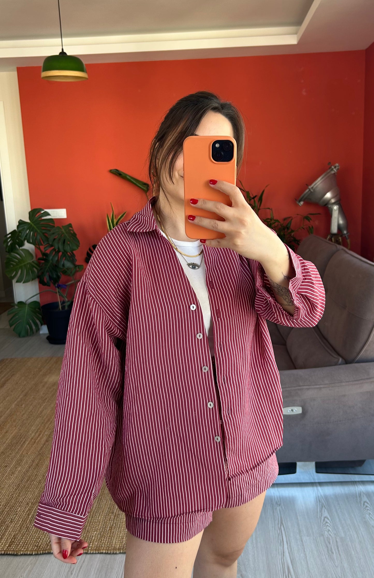 Tensel Şortlu Takım Kırmızı Çizgili – Modern ve Rahat Stil