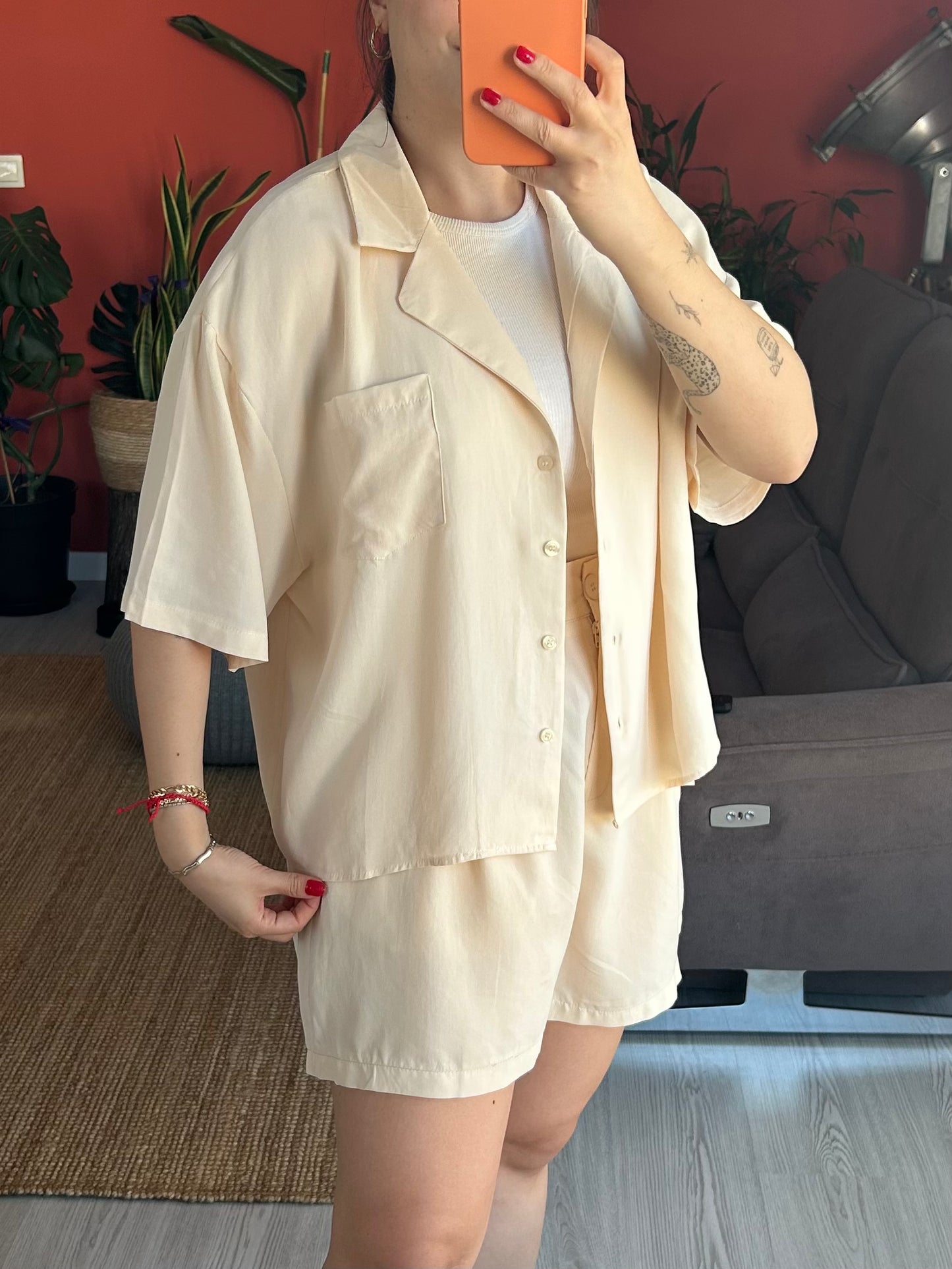 Tensel Şortlu Takım Sarı – Modern ve Rahat Stil