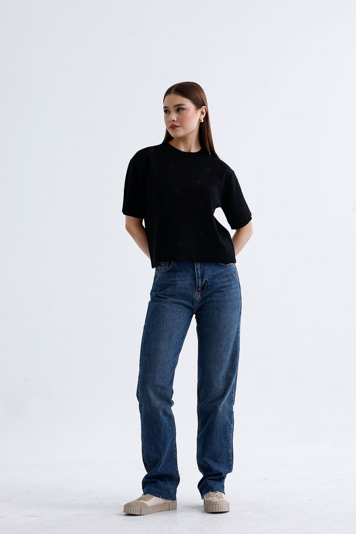 Kadın Düz Kesim Kot Pantolon – Straight Fit Rahat Denim Stil