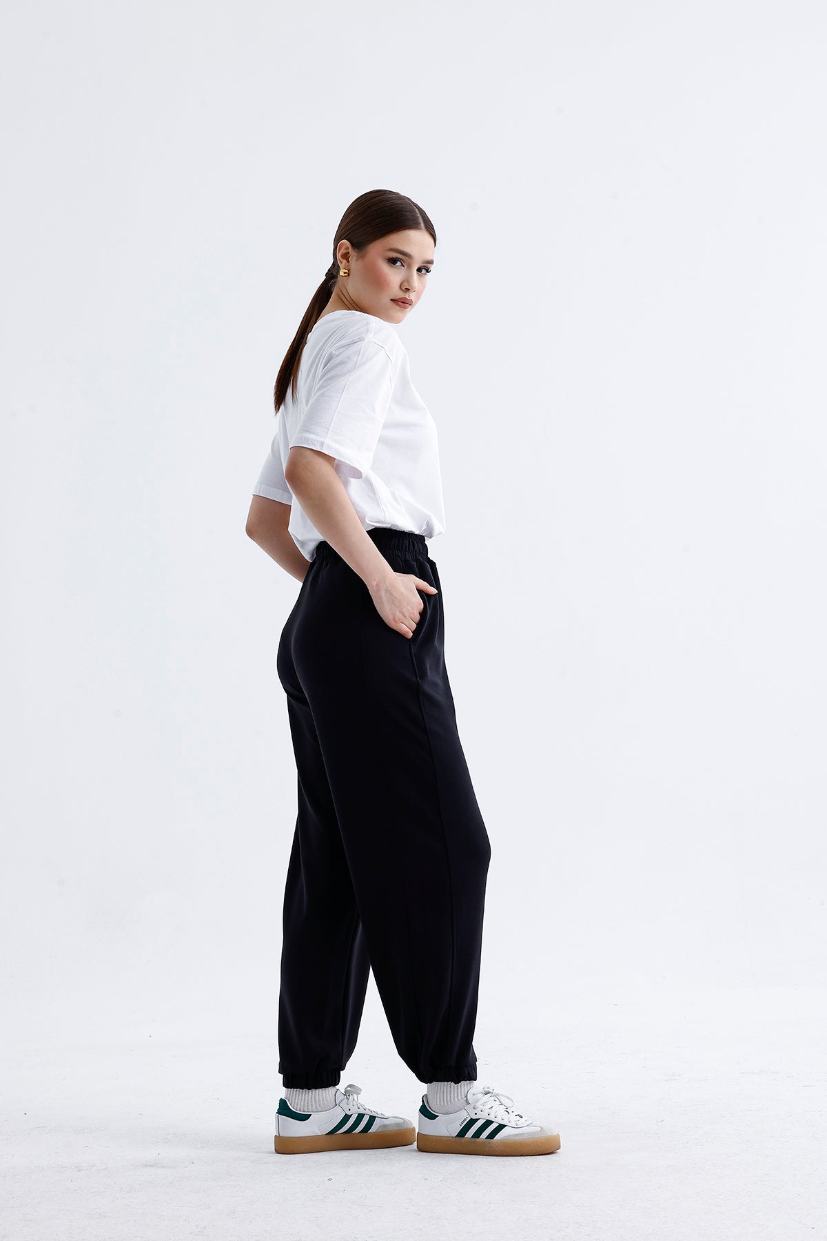 Kadın Modal Jogger – Siyah Renk Bilek Lastikli Rahat Alt