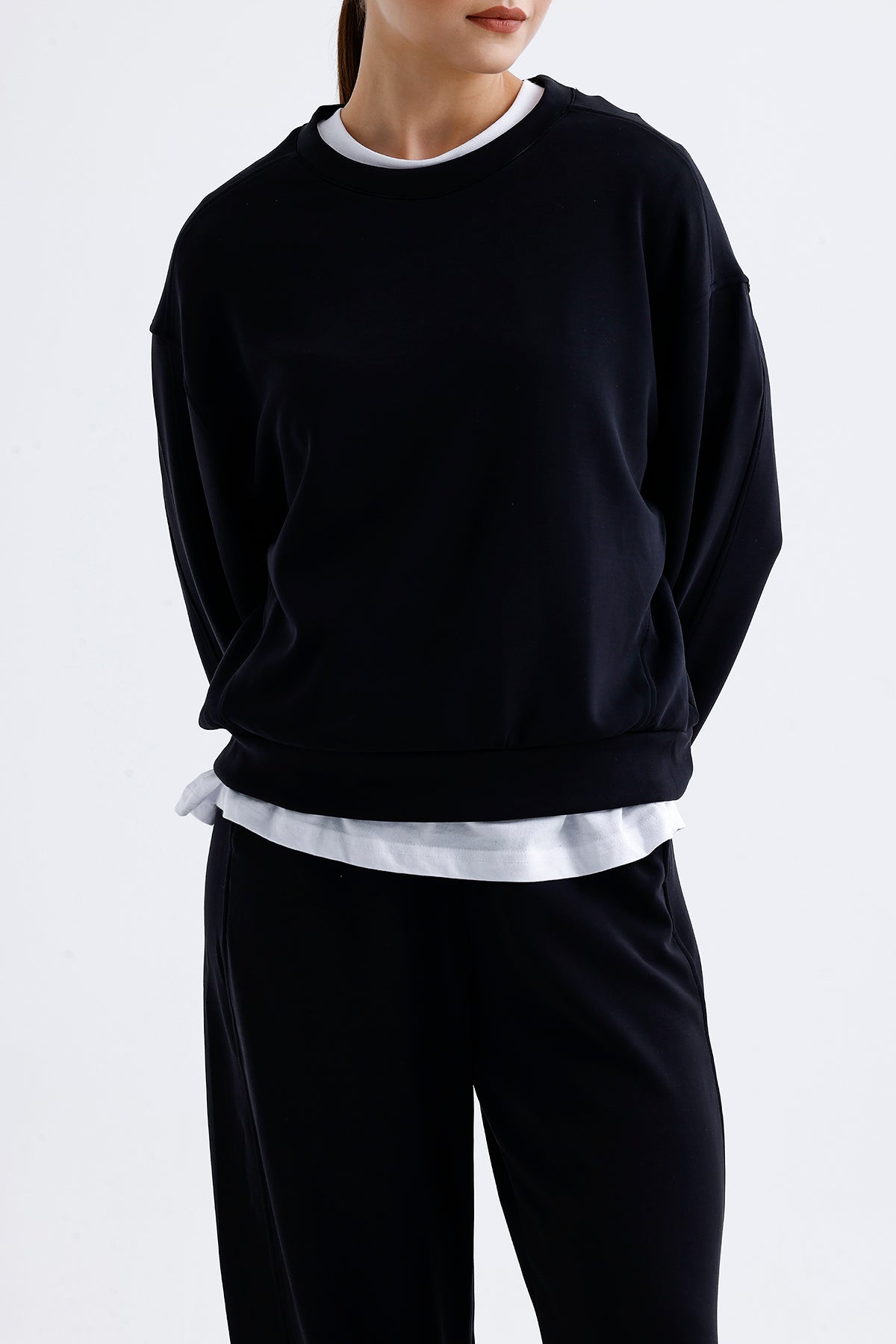 Kadın Modal Sweatshirt – Siyah Renk Yumuşak ve Rahat Günlük Üst