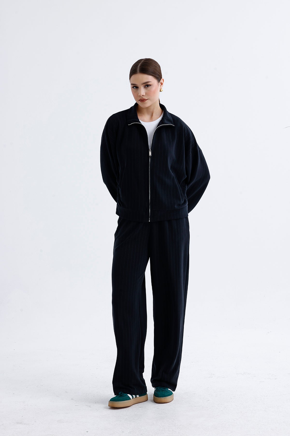 Kadın Modal Eşofman Takımı – Çizgili Lacivert Rahat ve Şık İkili Set