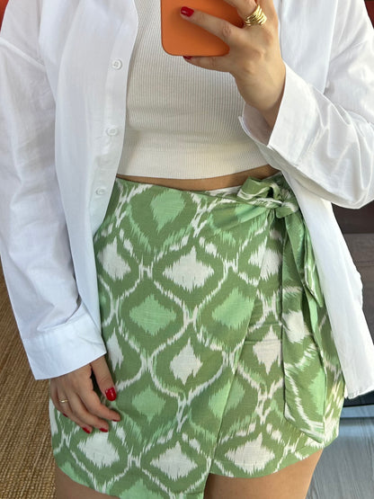 Bağlamalı Yeşil Etek – Şık ve Rahat Günlük Kadın Etek