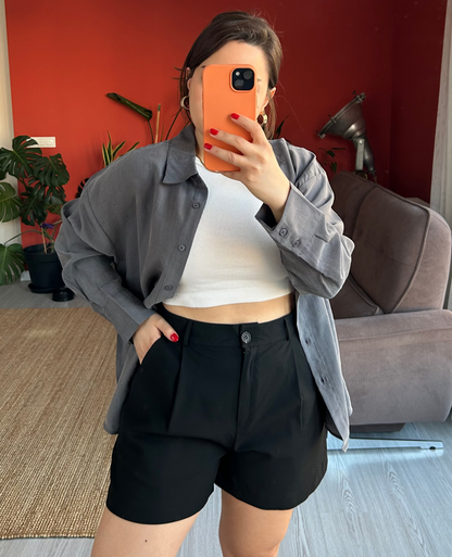 Siyah Kumaş Şort | Yüksek Bel Pileli Model