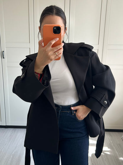 Siyah Kısa Trençkot