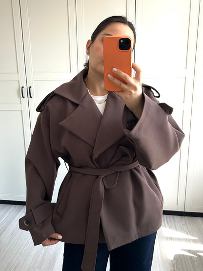 Kahverengi Kısa Trençkot