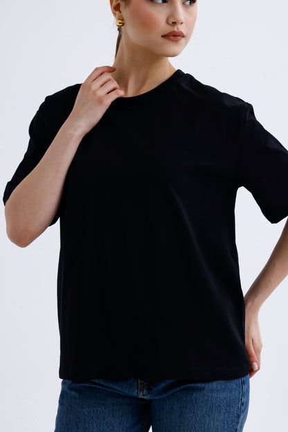 Kadın Oversize Tişört – Siyah Pamuklu Esnek Kumaş Rahat Stil