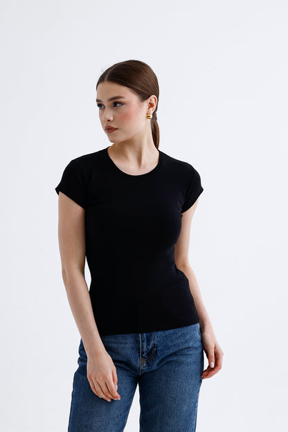 Kadın Fit Basic Tişört – Siyah Renk Esnek Pamuklu Kumaş