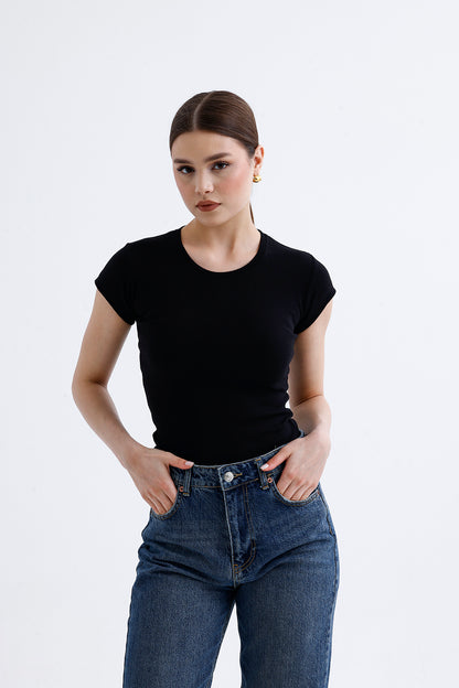 Kadın Fit Basic Tişört – Siyah Renk Esnek Pamuklu Kumaş