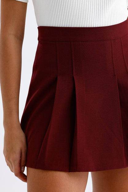 Kadın Pileli Etek – Bordo Renk Pile Detaylı Modern Kesim