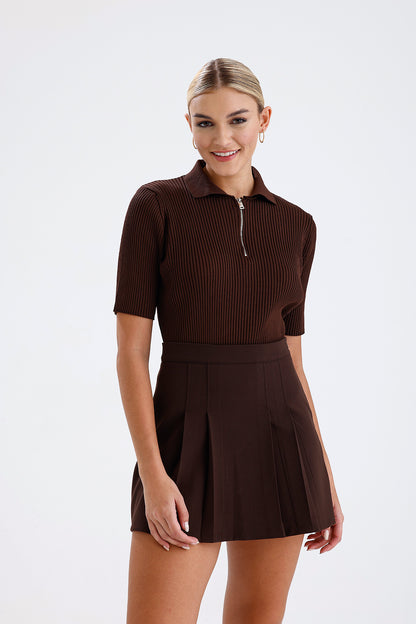Kadın Pileli Etek – Kahverengi Pile Detaylı Modern Kesim