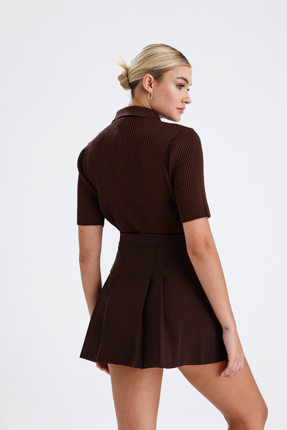 Kadın Pileli Etek – Kahverengi Pile Detaylı Modern Kesim